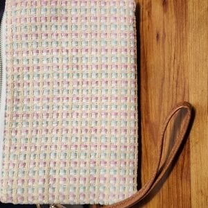 Jen & Co. Multi-colored Woven Pastel  Wristlet/Clutch